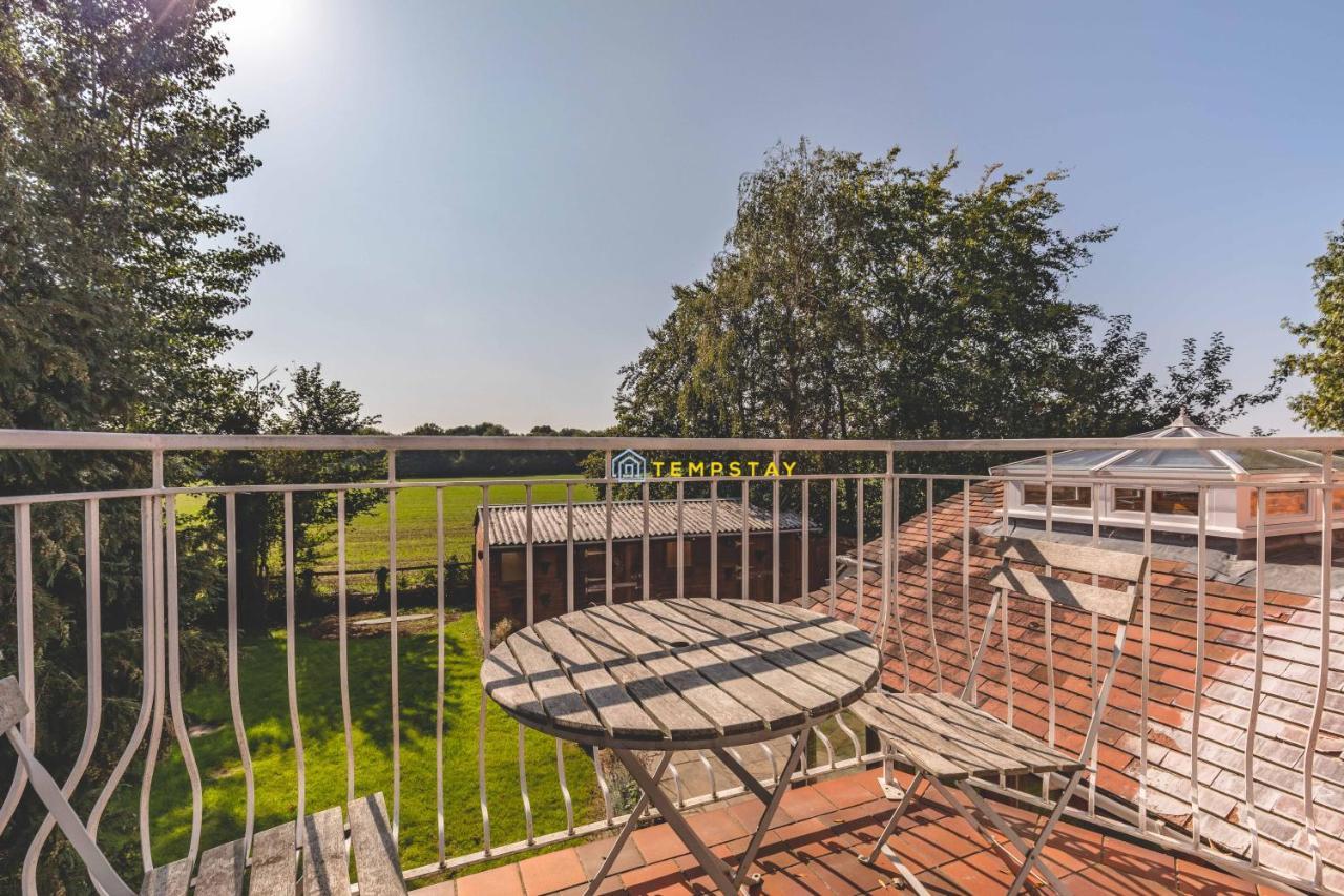 Chestnut Cottage - Stunning Countryside Views! Parking, 4 Bed, 3 Bathrooms White Waltham Kültér fotó