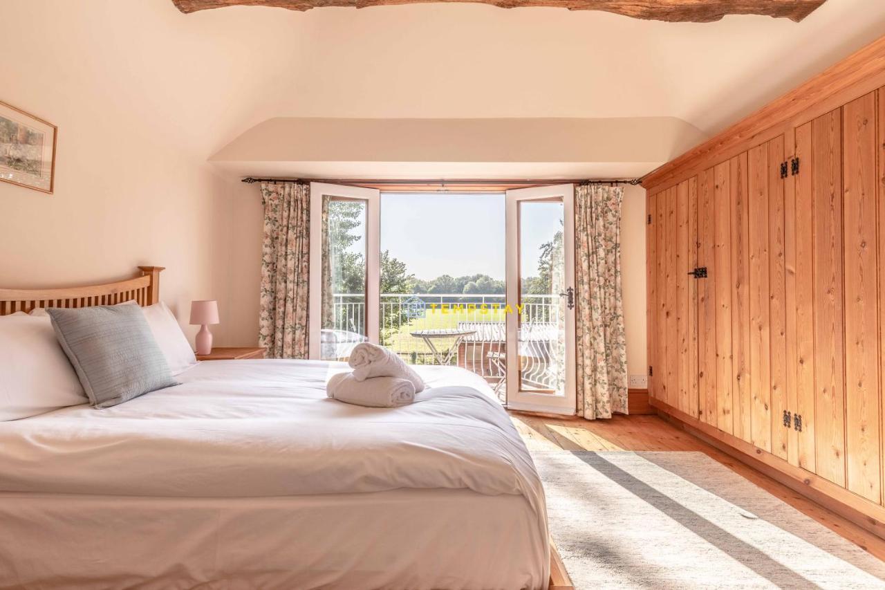 Chestnut Cottage - Stunning Countryside Views! Parking, 4 Bed, 3 Bathrooms White Waltham Kültér fotó